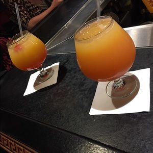 Meet your Posher, Armanda